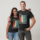 T-shirt les programmeurs inspirants; votre code est nul (Unisexe)