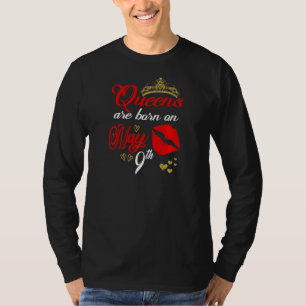 T-shirt Les Reines Des Lèvres Rouges Des Femmes Naissent L