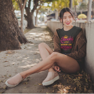 T-shirt Les reines sont nées en octobre Parties scintillan