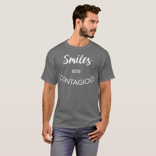 T-shirt Les sourires sont humour de motivation d'amusement (Devant entier)