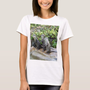 T-shirt Les trois loutres debout avisées,