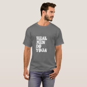 T-shirt Les VRAIS HOMMES FONT le Yoga-Texte (Devant entier)