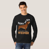 T-shirt Les vrais Hommes Jouent Avec Leurs Dachshunds (Devant entier)