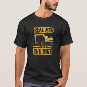 T-shirt Les vrais hommes jouent dans la construction de l'