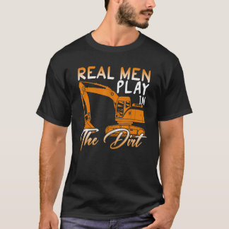 T-shirt Les vrais Hommes Jouent Dans La Construction De La