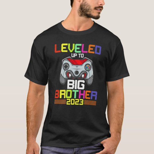 T-shirt Leveled Up To Big Brother 2023 Gamer Big Bro Boys (Devant)