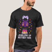 T-shirt Leveling Up Another Year Gaming Cake Design (Devant)