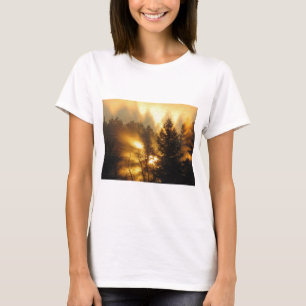 T-shirt Lever de soleil en forêt