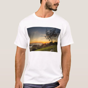 T-shirt Lever de soleil sur la plage Armação, Brésil