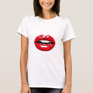 T-shirt lèvres brillantes rouges femmes