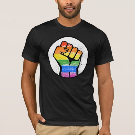 T-SHIRT LGBTQ RÉSISTENT AU POING (Devant)