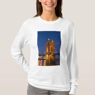 T-shirt L'horizon de Cincinnati, Ohio, États-Unis au crépu