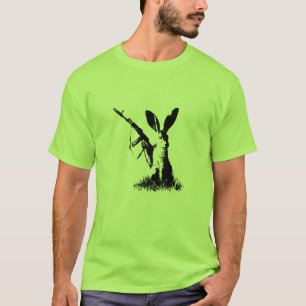 T-shirt Lièvre avec la kalachnikov AK-74