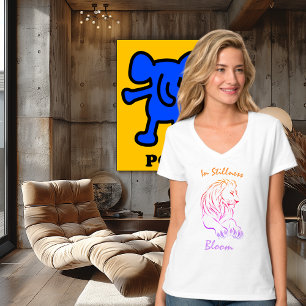 T-shirt Ligne artistique élégante de lion – Texte et coule