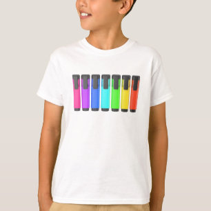 T-shirt Ligne de sept surligneurs de différentes couleurs
