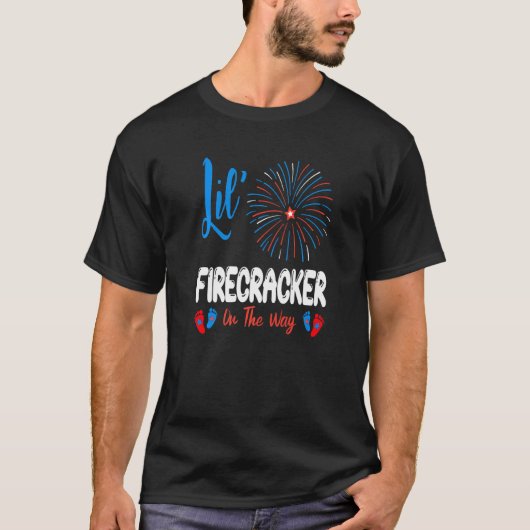 T-shirt Lil' Firecracker Sur Le Chemin 4 juillet Grossesse (Devant)