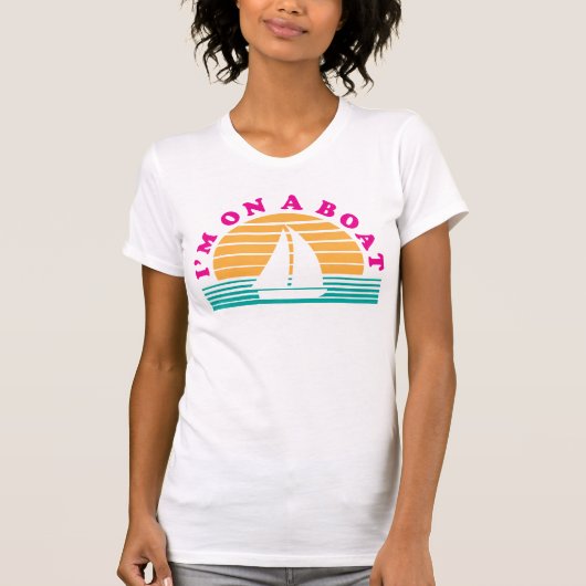 T-shirt L'île isolée sur un bateau (Devant)