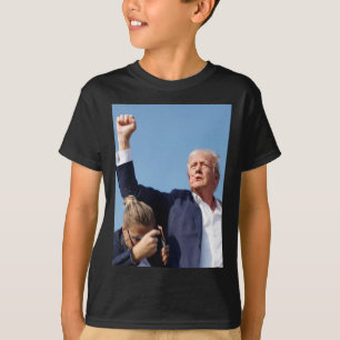 T-shirt L'Imagerie Tirant Sur Un Homme Et Trump Est Là Jus