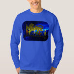 T-shirt Lion Menorah en laiton de Chanukkah<br><div class="desc">Reproduction numérique 3D d'un menorah en laiton,  sur le thème du lion,  fabriqué en Israël vers 1950,  sur un arrière - plan fractal bleu. Montré avec des bougies éclairées.</div>