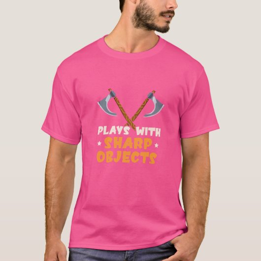 T-shirt Lit Avec Objets Sharp Ax Jetant Des Cibles Comp (Devant)