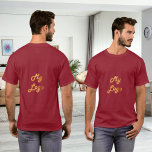 T-shirt Logo d'entreprise rouge<br><div class="desc">Un t-shirt rouge. Personnalisez et ajoutez le logo de votre entreprise,  à la fois sur l'avant et sur l'arrière.</div>