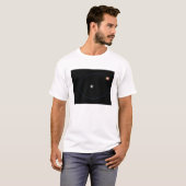 T-shirt L'orbite d'un système triple étoile en forme d'hor (Devant entier)