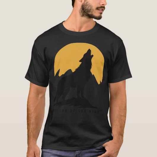 T-shirt Loup hurlant à la lune (Devant)