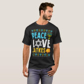 T-shirt Love Peace Latkes Hanoukka Chanukah Jewish Funny (Devant entier)