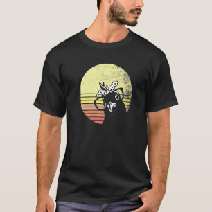 T-shirt Lunettes de soleil rétro Cheeky Chicken Sunset