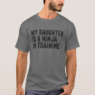 T-shirt Ma Fille Est Un Ninja Qui Entraîne Taekwondo Karat