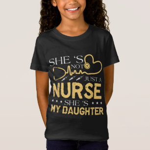 T-Shirt Ma fille est une infirmière fière infirmière mère 