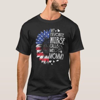 T-shirt Ma infirmière préférée m'appelle maman drapeau amé