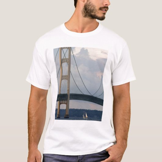 T-shirt Mackinac Bridge, Michigan, États-Unis (Devant)