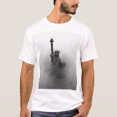T-shirt Madame noire et blanche Liberty enveloppée en (Devant)