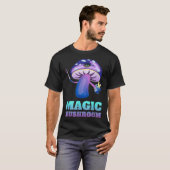T-shirt Magicien de champignons Pun Parodie  (Devant entier)