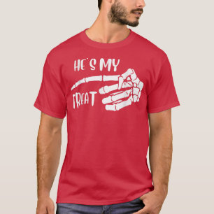 T-shirt Main de squelette Il m'invite Halloween tenue de c