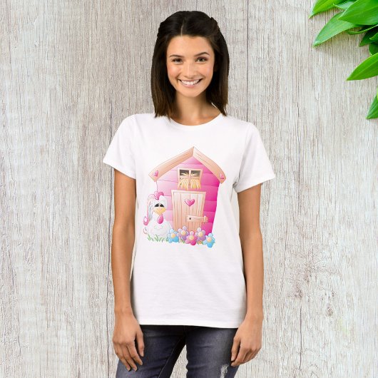 T-shirt Maison de poulets et de poules roses avec fleurs