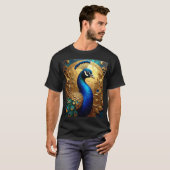 T-shirt Majestic Peacock – Ornate Plumage in Golden Frame (Devant entier)