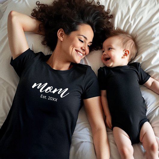 T-shirt Maman a établi nouveau cadeau maman
