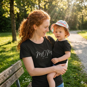 T-shirt Maman a établi un nouveau cadeau pour maman