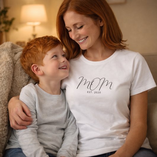 T-shirt Maman Date de Création Écriture Noire Maman
