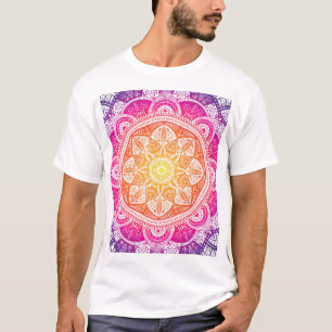 T-shirt Mandala fleuri ornemental : vintage coloré.