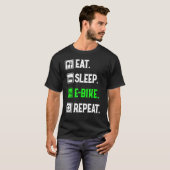 T-shirt Mangez Le Sommeil E-Vélo Répéter, L'Amour À E-Vélo (Devant entier)