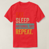 T-shirt Mangez le sommeil national jour répéter rétro vint (Design devant)