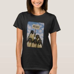 T-shirt Manifestation de Pingouin contre le militantisme d