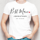 T-shirt Mariage élégant Best Man<br><div class="desc">Le cadeau parfait pour n'importe quel meilleur homme, le design amusant et moderne dispose d'un script de typographie stylisé "Best Man" avec mignon petit coeur d'amour rouge arrêts complets. Le design est facile à personnaliser avec un nom et une date de mariage établie et sera le gardien parfait de votre...</div>
