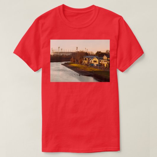 T-shirt MCG avec des maisons de bateaux (Design devant)
