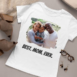 T-shirt Meilleure maman Toujours personnalisée Photo de fa<br><div class="desc">Créez votre t-shirt cadeau personnalisé pour la fête des mères avec votre photo et votre texte personnalisés.</div>