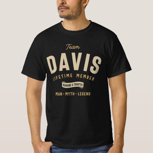 T-shirt Membre de l'équipe Davis à vie Nom personnalisé (Devant)