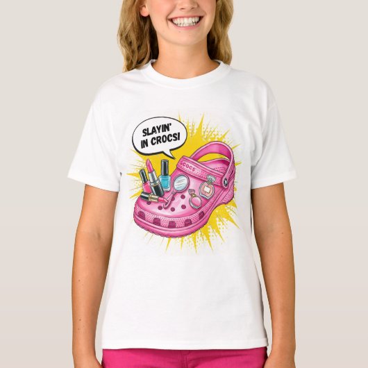T-shirt Même en Crocs, par Natasha Us (Devant)